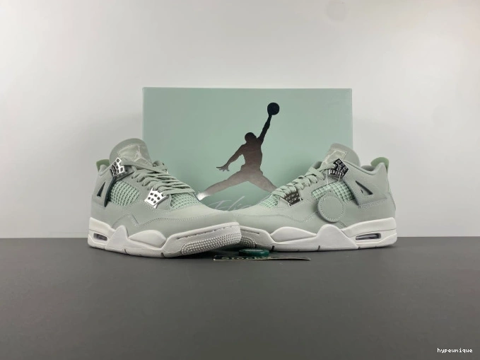 HYPE (W) HV0823-003 4 Jordan Seafoam Air 0702